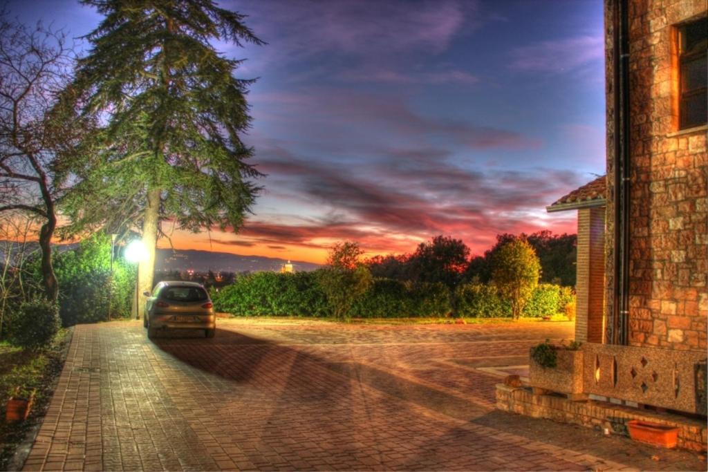 Assisi Garden Hotel ภายนอก รูปภาพ