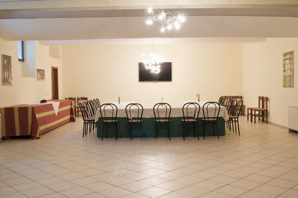 Assisi Garden Hotel ภายนอก รูปภาพ